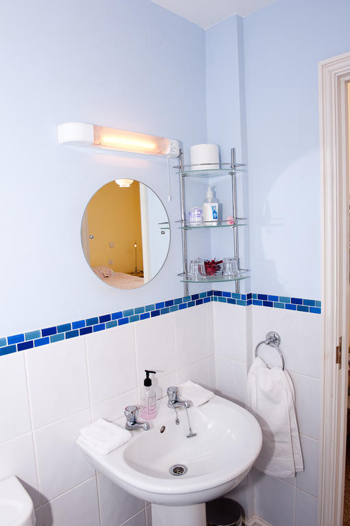 Holbrook Bed And Breakfast Shaftesbury Bagian luar foto