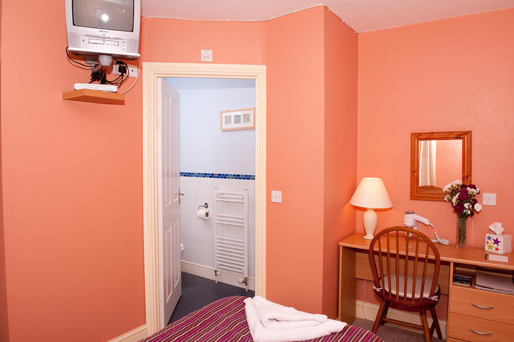 Holbrook Bed And Breakfast Shaftesbury Ruang foto